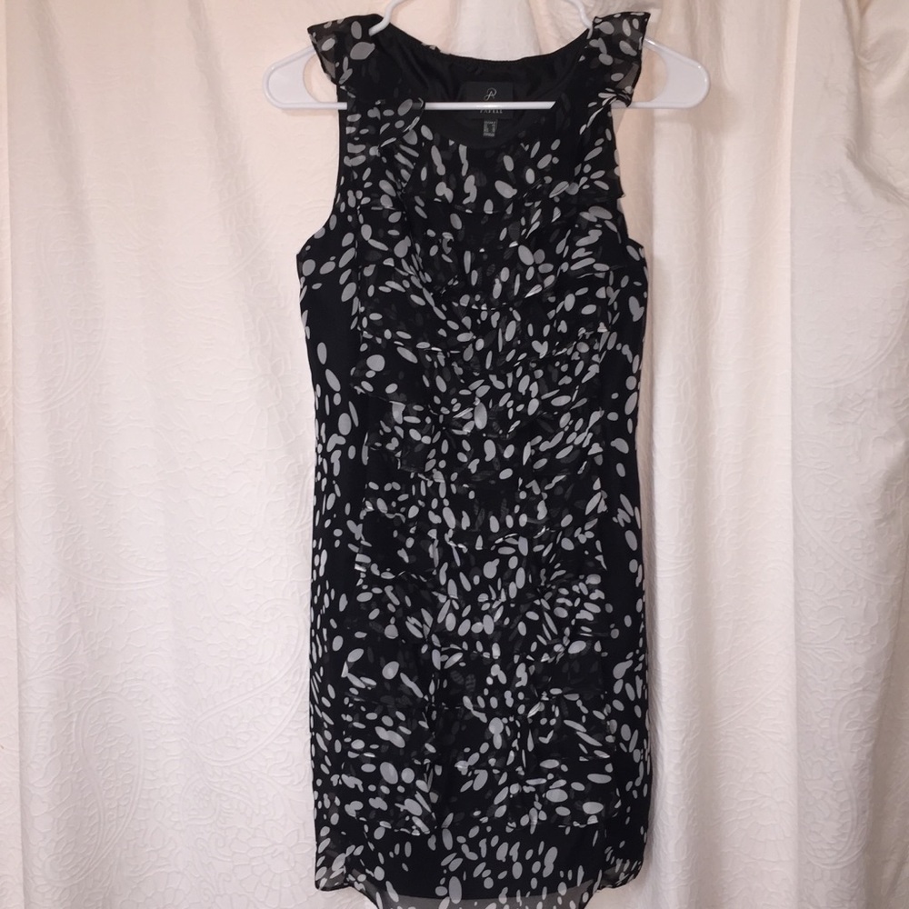 Sleeveless black &white ruffled dress